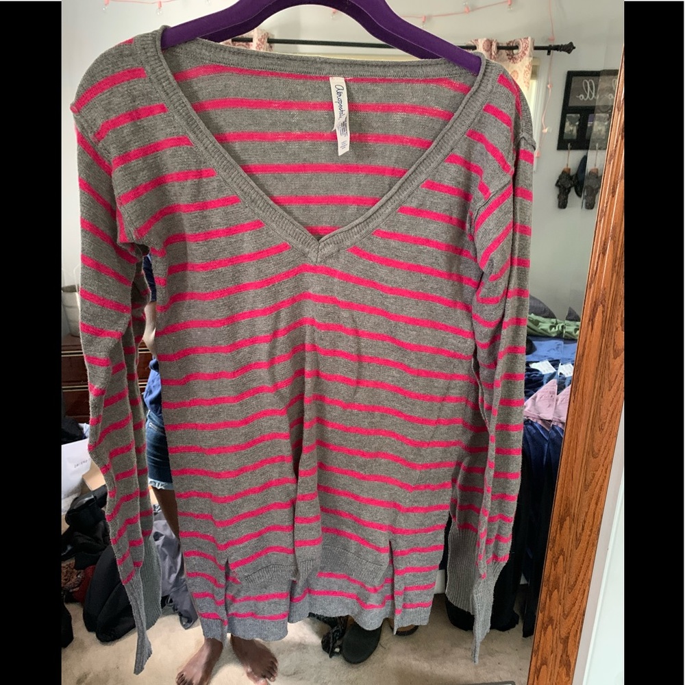Aeropostale striped v neck sweater